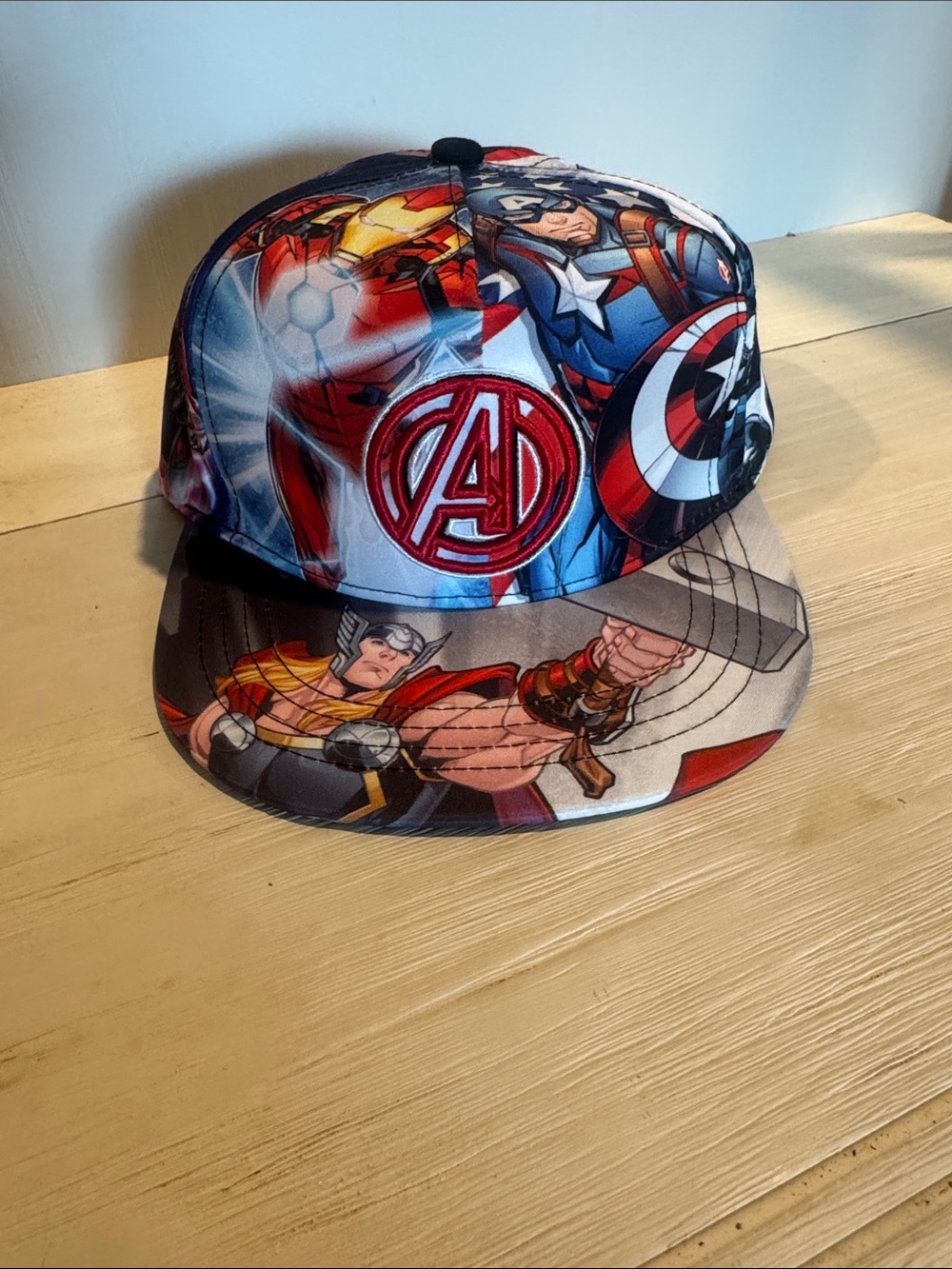 Avenger Kids Hat in Red, Blue, White